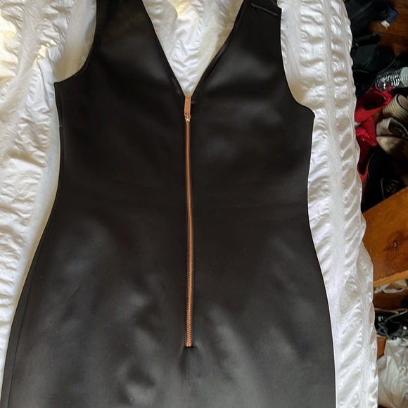 Ted Baker Black Sleeveless Cocktail Dress - Picture 5 of 8